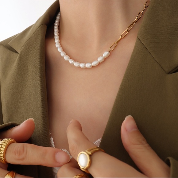 Fresh Water Natural Baroque Pearls 18K Real Gold Plated Paperclip Necklace - Picture 5 of 9